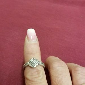 Women's ring